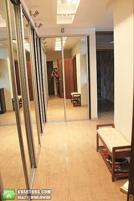 Rent out 4-room apartment. Киев, Срибнокильская — photo 9