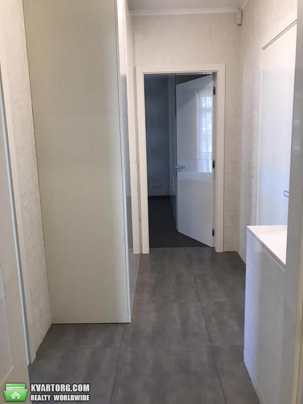 Rent out 2-room apartment. Киев, Замковецкая — photo 7