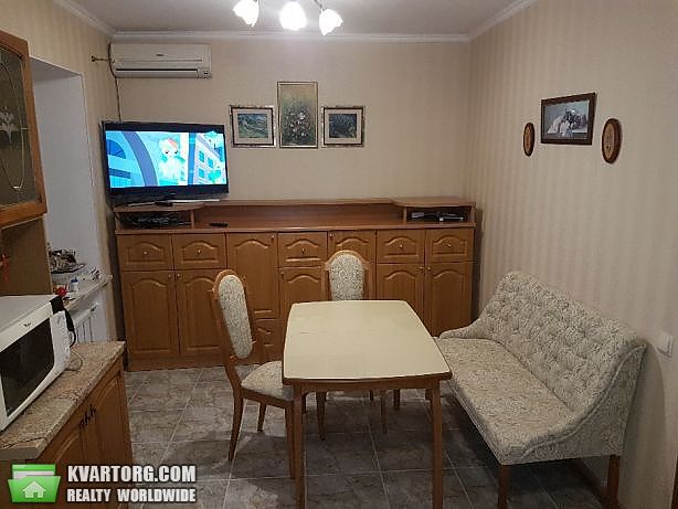 Rent out 3-room apartment. Киев, Герое Сталинграда — photo 5