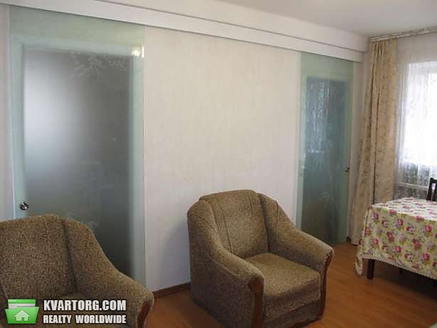 Sell 3-room apartment. Киев,  Метростроевская — photo 3