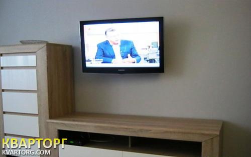 Rent out 2-room apartment. Киев, Смелянская — photo 5