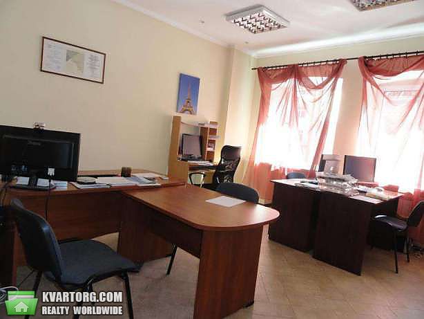 Rent out office. Киев, пл. Льва Толстого — photo 1