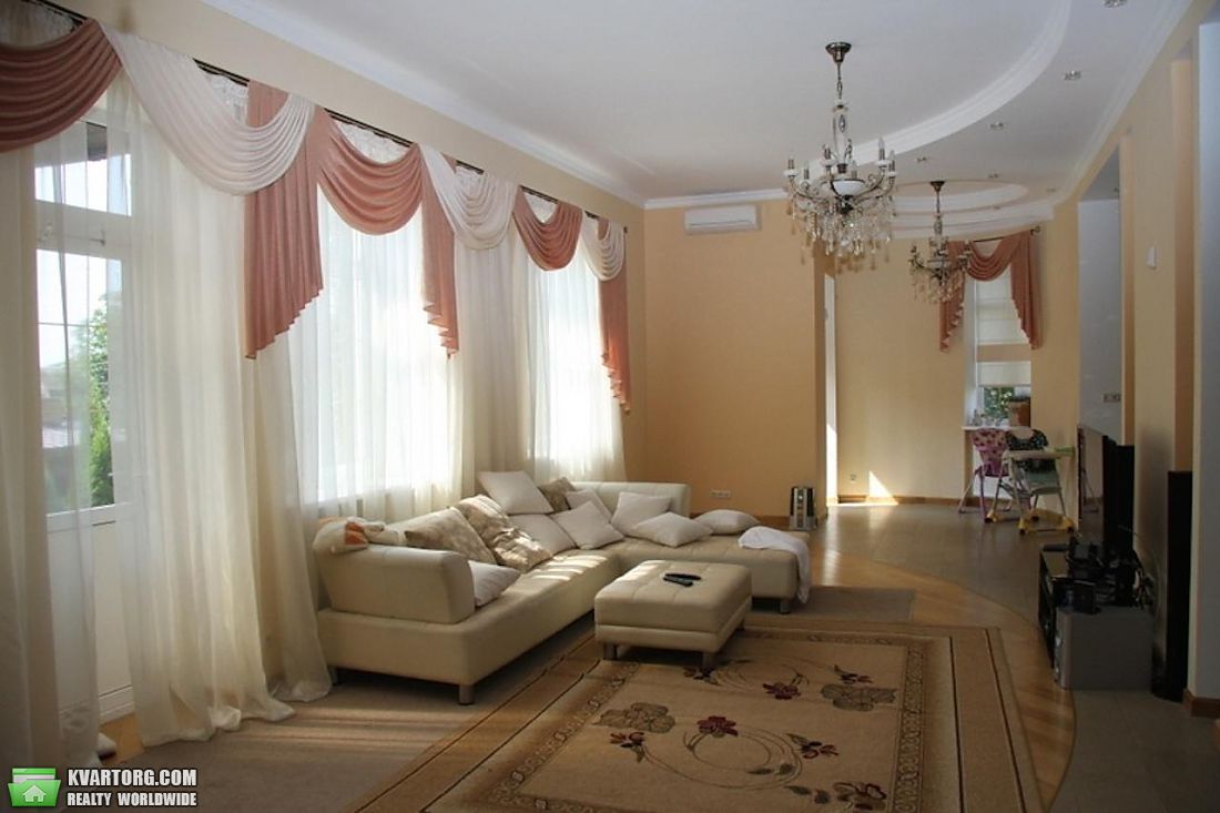 Rent out house. Киев, Елочная — photo 4