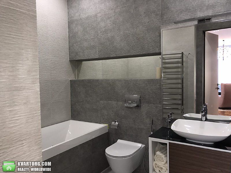 Sell 4-room apartment. Киев,  Драгомирова — photo 3