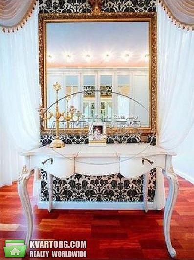 Rent out 3-room apartment. Киев, Почайнинская — photo 4