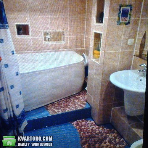 Rent out 2-room apartment. Киев, Богдана Хмельницкого — photo 6