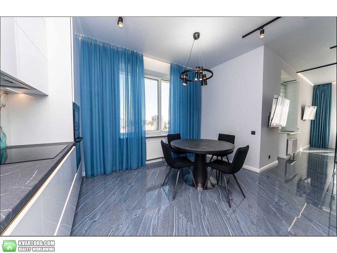 Rent out 3-room apartment. Киев,  Никольско-Слободская — photo 3