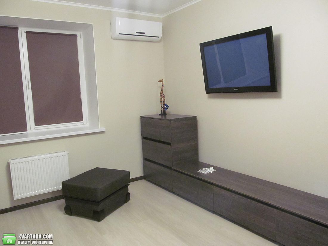 Rent out 1-room apartment. Киев, академика лебедева — photo 4