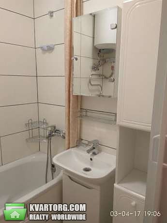 Rent out 1-room apartment. Киев,  Жамбила Жабаєва — photo 3