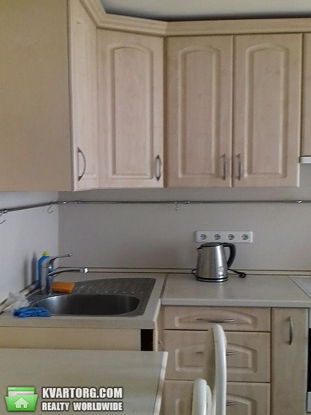 Rent out 1-room apartment. Киев,  Челябинская — photo 2
