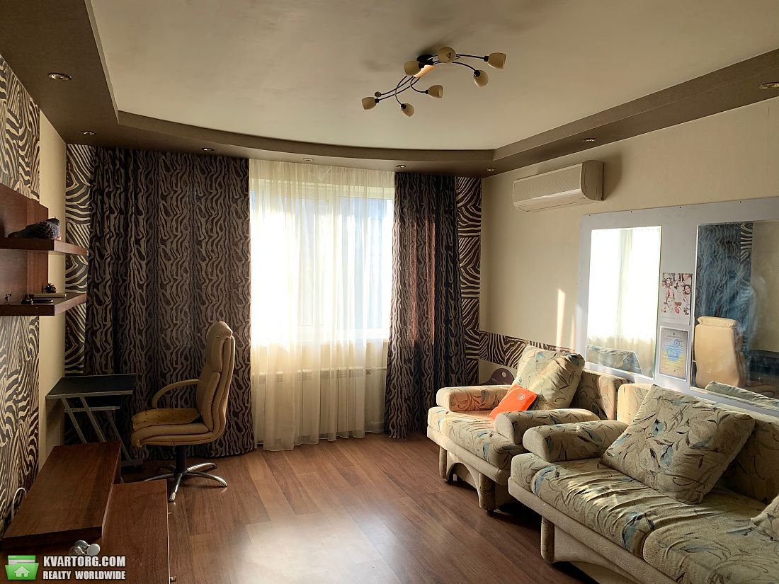 Sell 3-room apartment. Донецк, челюскинцев — photo 1