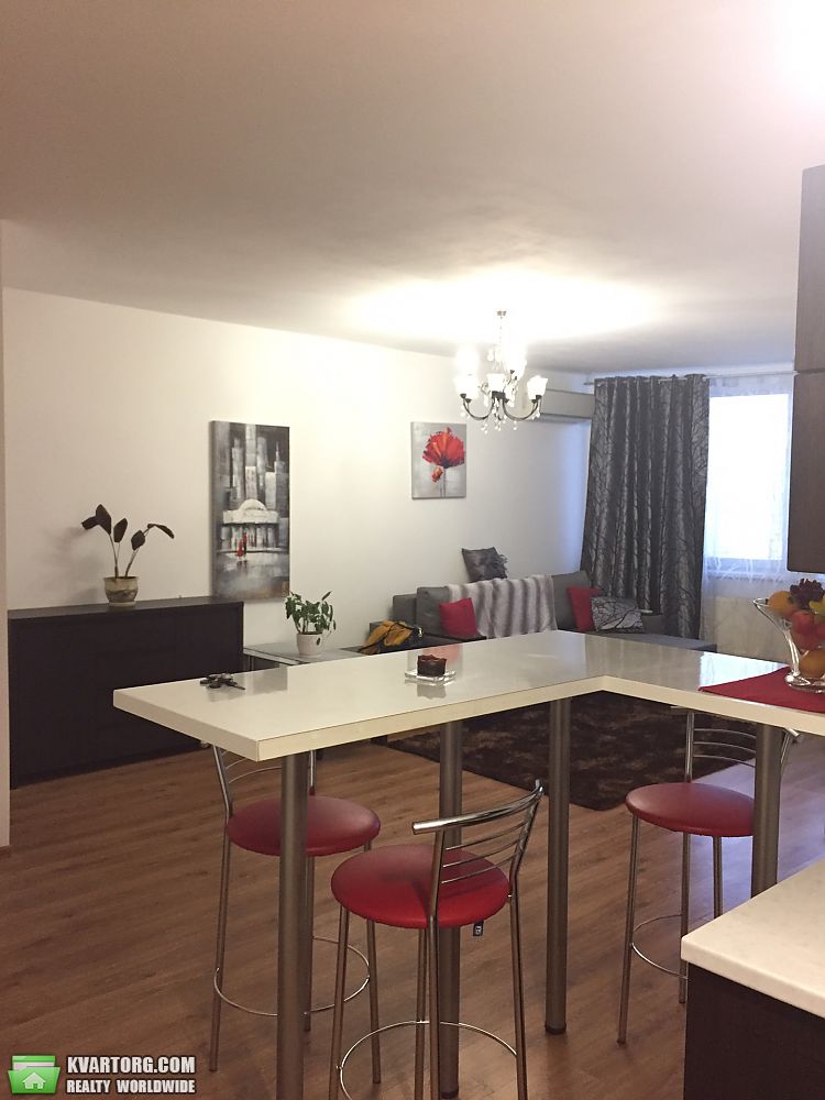 Rent out 2-room apartment. Киев,  Вышгородская — photo 10