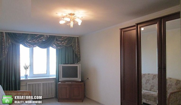 Sell 3-room apartment. Киев, Нестайко — photo 1