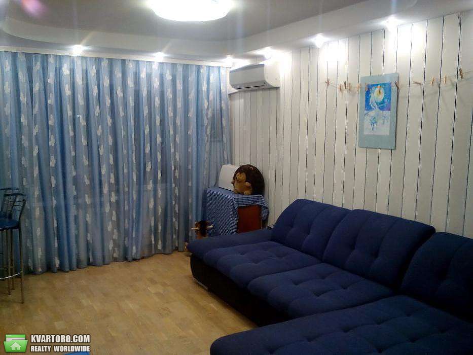 Sell 3-room apartment. Киев,  Труда бул — photo 1