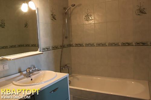 Rent out 2-room apartment. Киев,  Щорса — photo 6