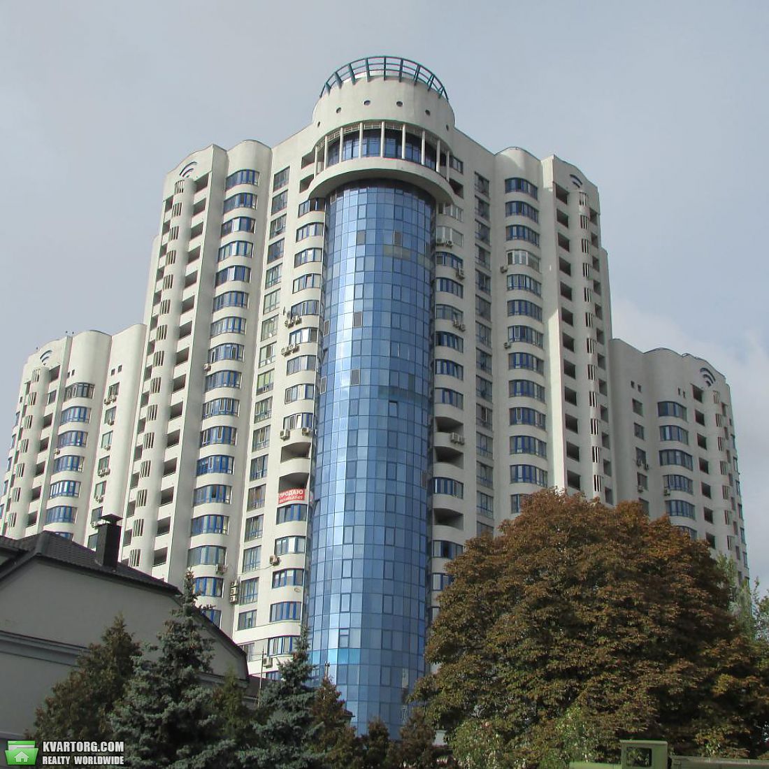 Rent out 2-room apartment. Киев,  Голосеевский пр — photo 10