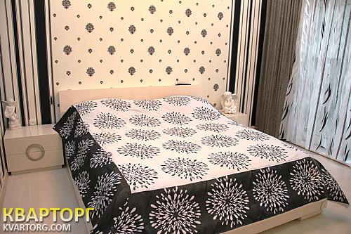 Rent out 3-room apartment. Одесса, ул Гагаринское плато — photo 1