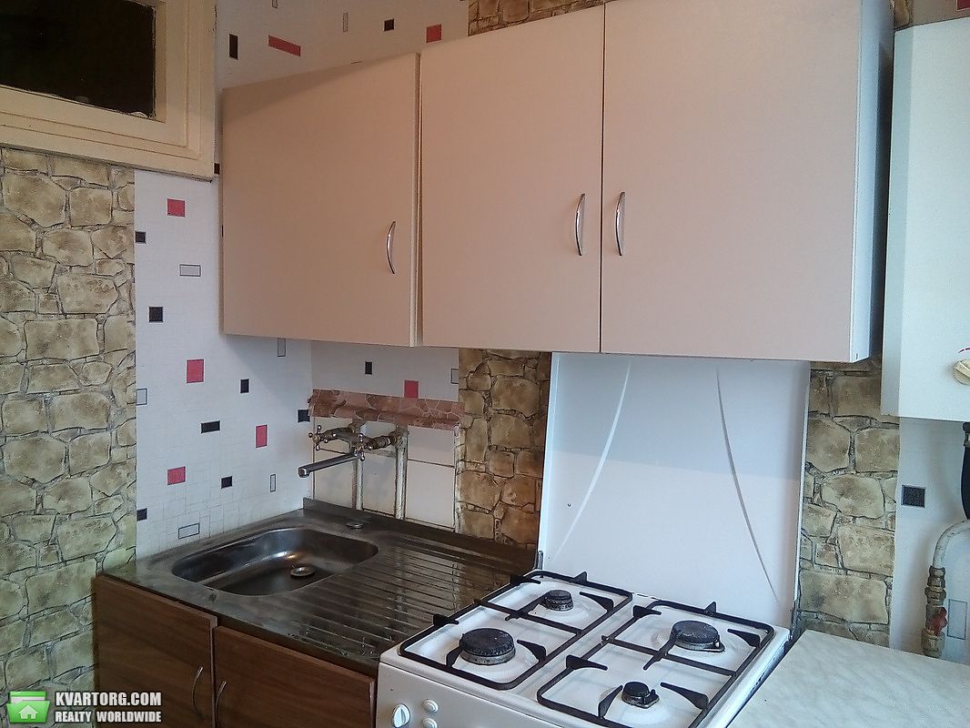 Rent out 2-room apartment. Киев, Александра Сабурова — photo 3