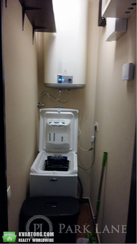 Sell 2-room apartment. Киев,  Зодчих — photo 9