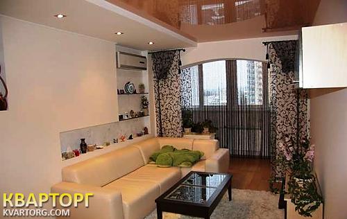 Rent out 2-room apartment. Киев,  Автозаводская — photo 1