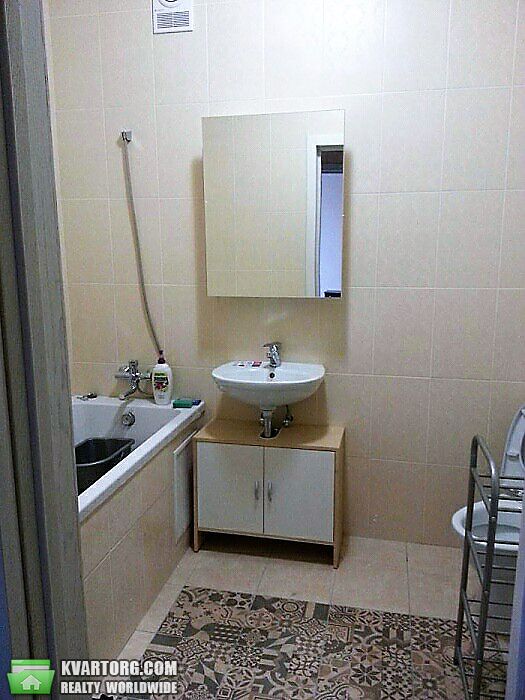 Rent out 1-room apartment. Киев,  Львовская — photo 6