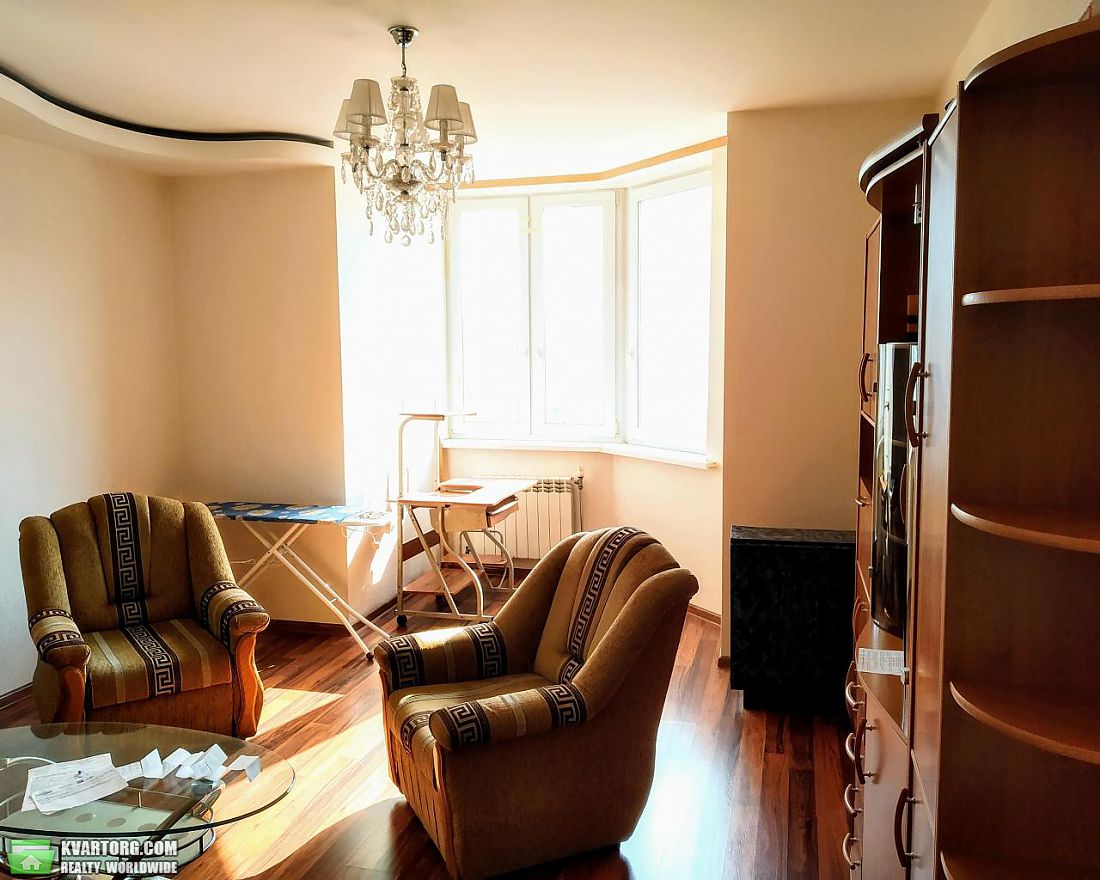 Rent out 2-room apartment. Киев,  Ахматовой — photo 4
