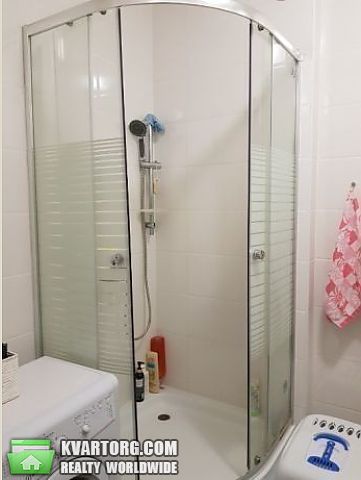 Rent out 2-room apartment. Киев,  Дмитриевская — photo 2