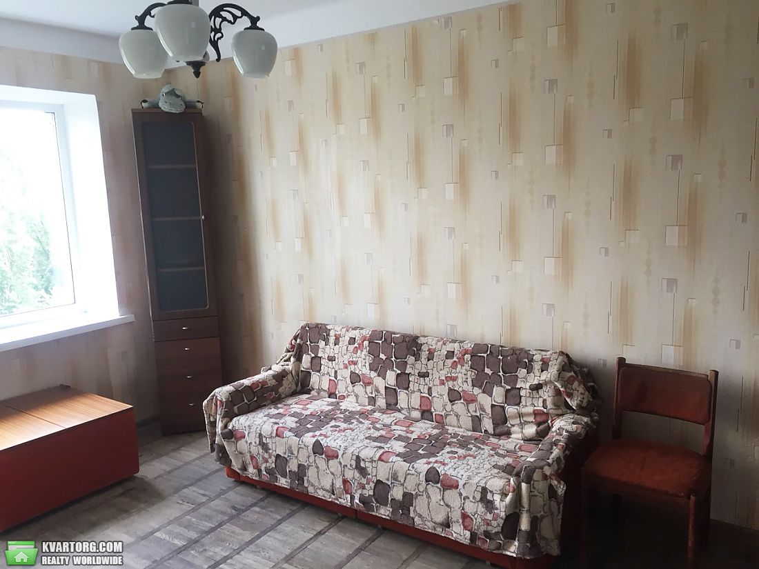 Rent out 3-room apartment. Киев,  Пражская — photo 5