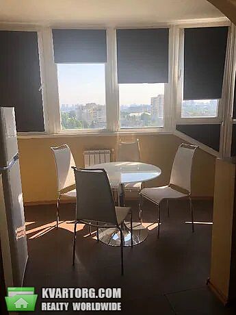 Rent out 2-room apartment. Киев,  Гетьмана — photo 1