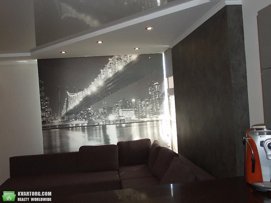 Rent out 2-room apartment. Киев, Лобановского проспект — photo 2