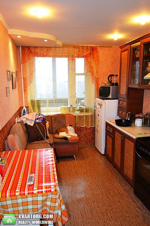 Sell 4-room apartment. Киев,  Захаровская — photo 1