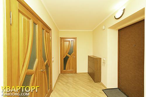 Rent out 2-room apartment. Киев,  Довженко — photo 8