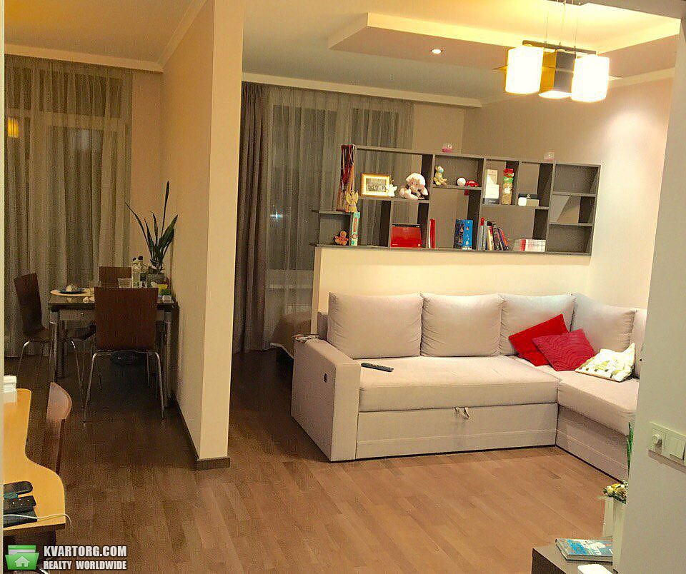 Rent out 2-room apartment. Киев,  Петрицкого — photo 1