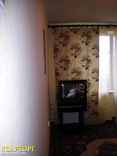 Rent out 2-room apartment. Харьков, Салтовкое шоссе — photo 2