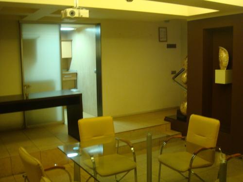 Rent out office. Киев,  Воровского — photo 1