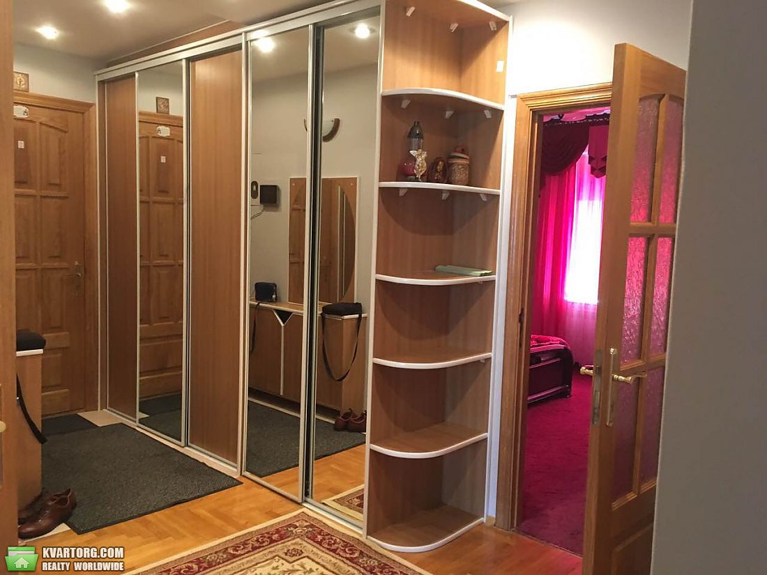 Rent out 3-room apartment. Киев,  Леси Украинки бул — photo 10
