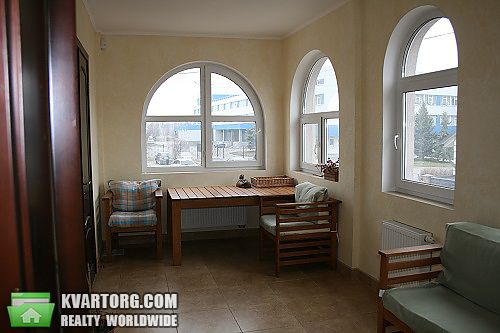 Rent out house. Киев, Франко — photo 2