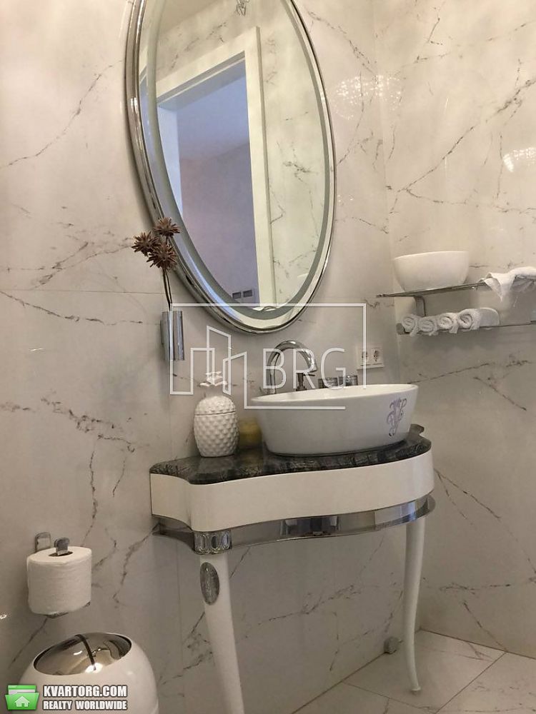 Rent out 3-room apartment. Киев,  Драгомирова — photo 7