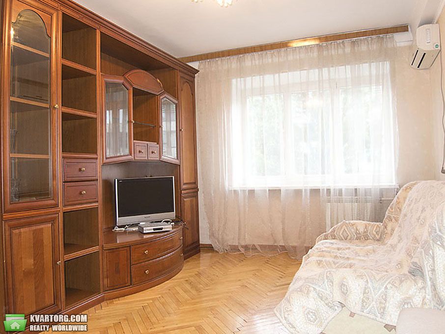Rent out 2-room apartment. Киев,  Леси Украинки бул — photo 4