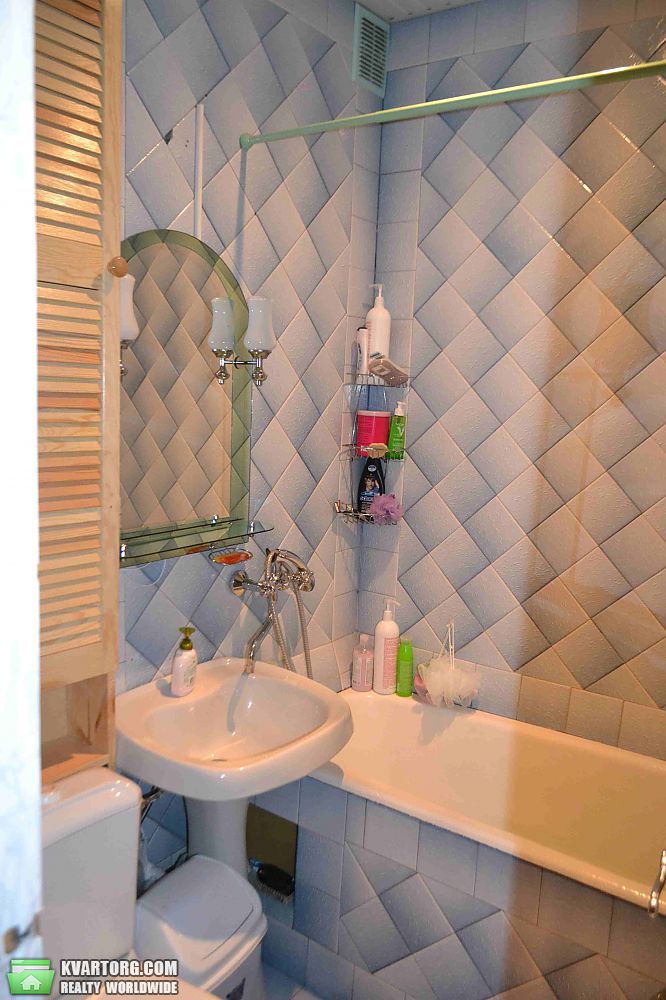 Sell 1-room apartment. Киев,  Воссоединения пр — photo 5