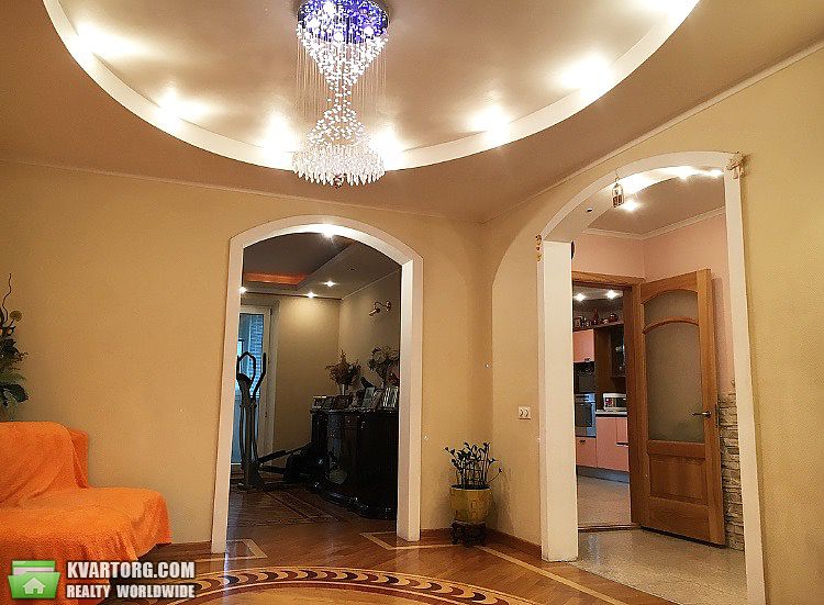 Rent out 3-room apartment. Киев, Урловская — photo 9