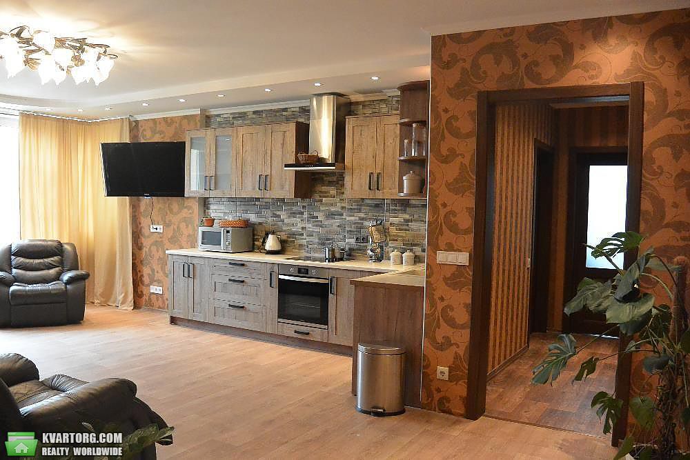Rent out 4-room apartment. Киев,  Лобачевского проспект — photo 1