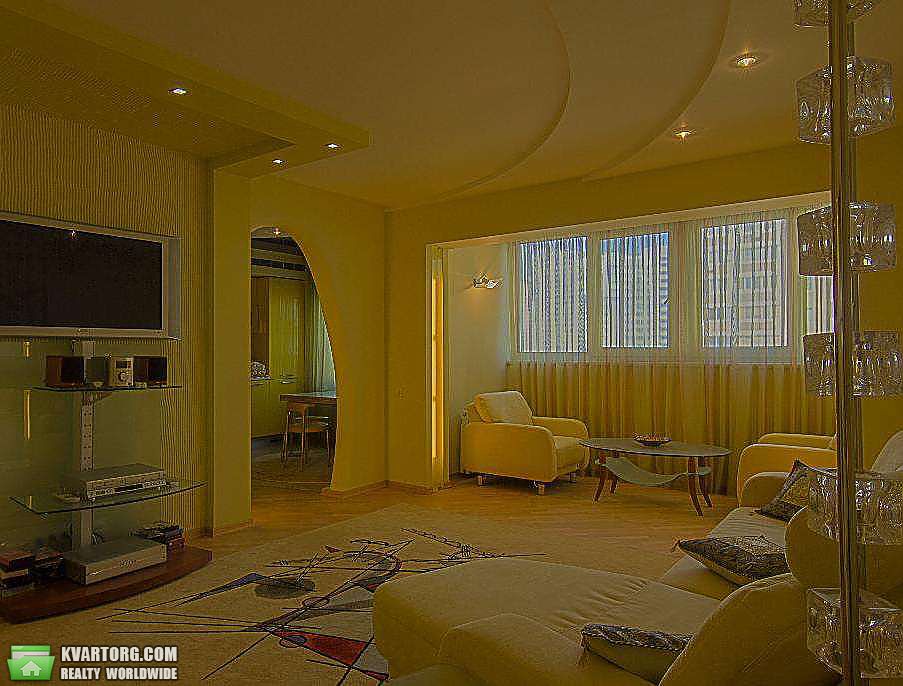 Rent out 2-room apartment. Киев, Гмыри — photo 3