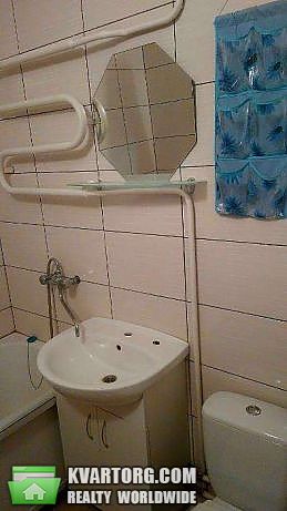 Rent out 1-room apartment. Киев,  Стражеско — photo 5
