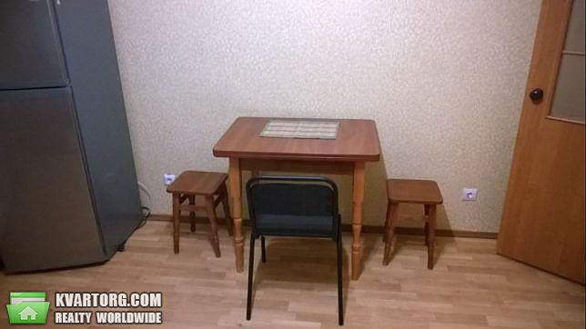 Rent out 1-room apartment. Киев,  Урловская — photo 9