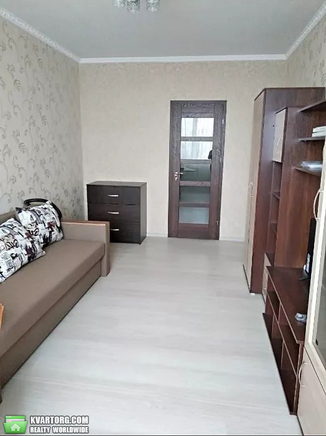 Rent out 2-room apartment. Киев,  Лобачевского пер — photo 4
