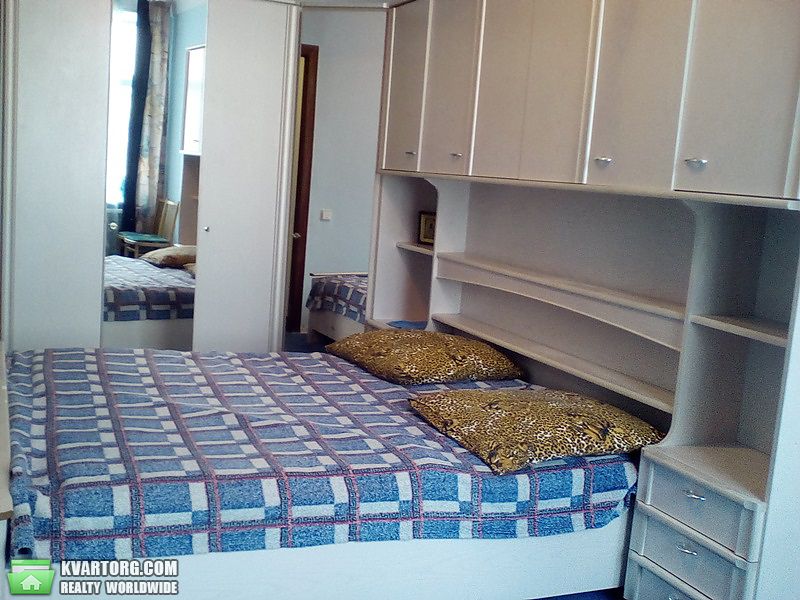 Rent out 2-room apartment. Киев,  Грушевского — photo 5