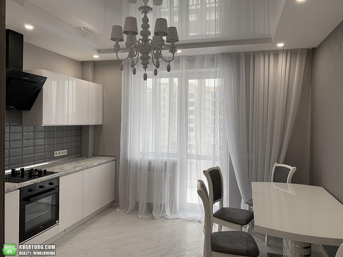 Sell 1-room apartment. Киев,  Метрологическая — photo 4