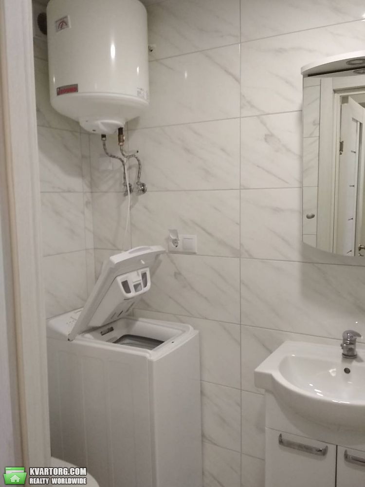 Rent out 1-room apartment. Киев, Машиностроительная — photo 3