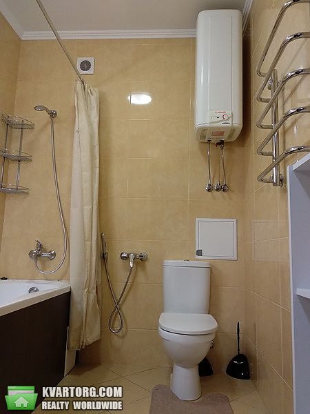 Rent out 1-room apartment. Киев, Голосеевская — photo 8